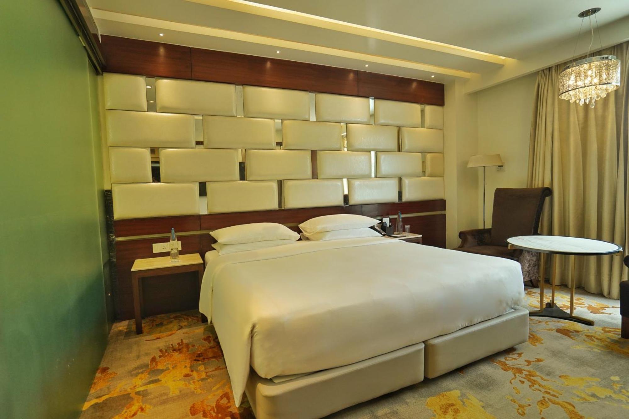 Hyatt Centric Rajpur Road Dehradun Hotel Buitenkant foto