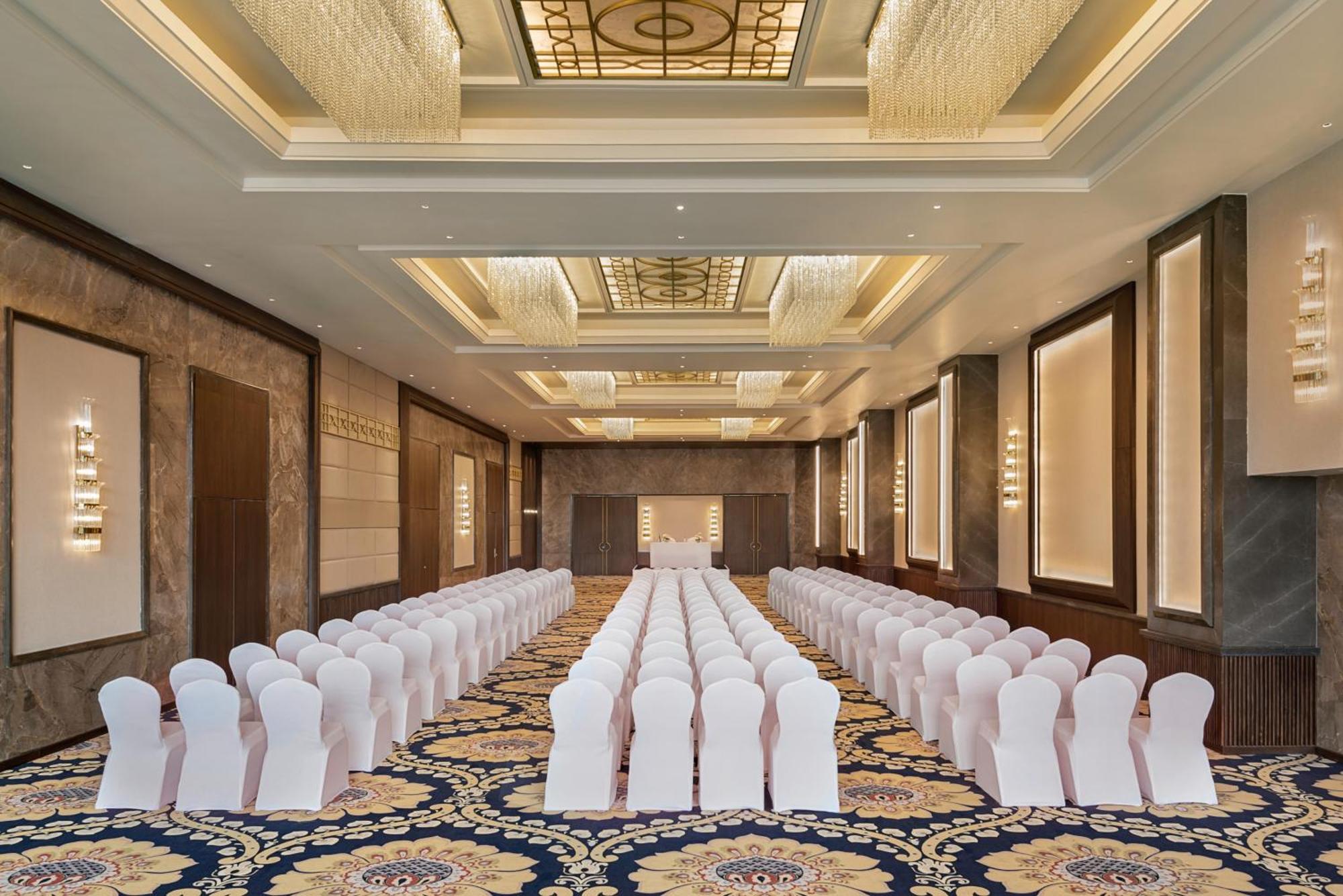 Hyatt Centric Rajpur Road Dehradun Hotel Buitenkant foto