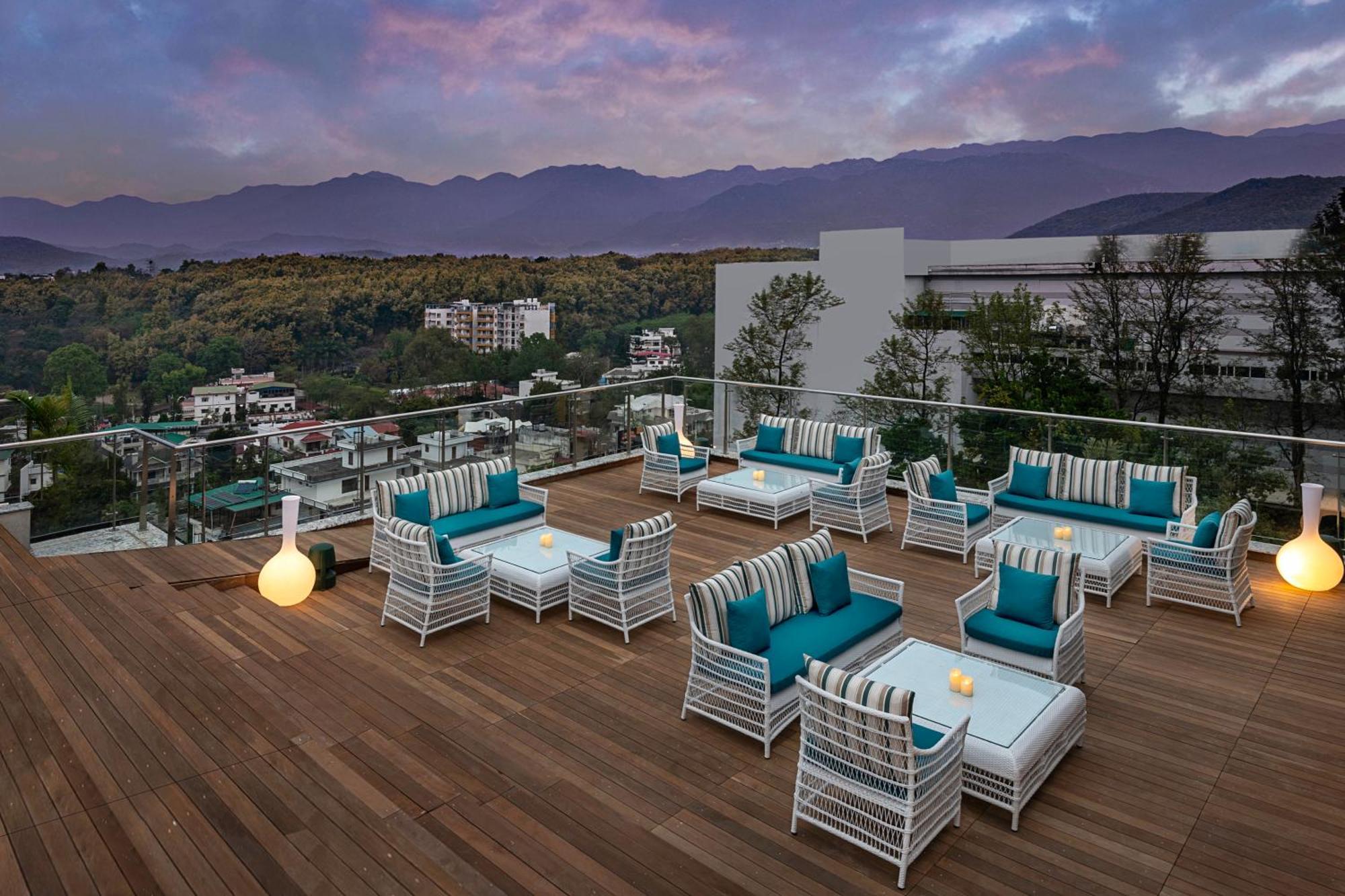 Hyatt Centric Rajpur Road Dehradun Hotel Buitenkant foto